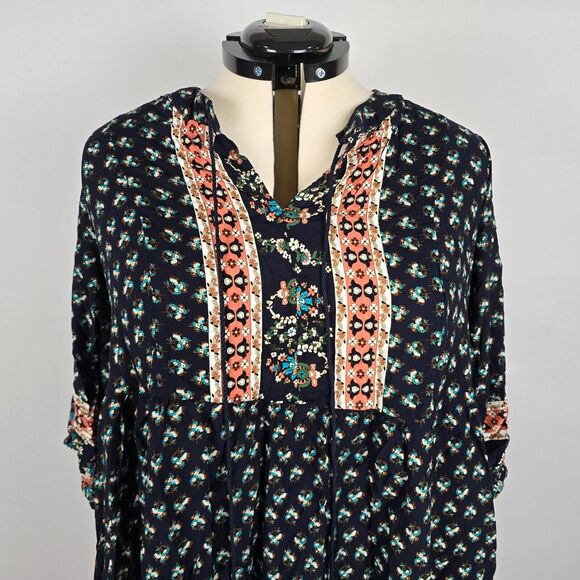 Bloomchic Midi Dress Bandana Tassels Keyhole Neck Indigo Floral Plus Size 1X NWT - Picture 2 of 11